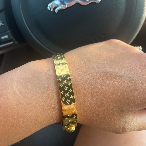 💯 Authentic Louis Vuitton Monogram Bangle Bracelet MD0254 LE0126 - Picture 2 of 9